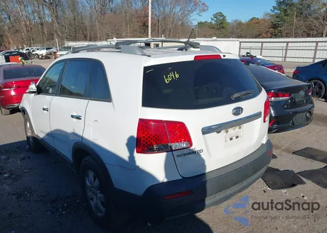 2013 Kia Sorento Lx z USA, uszkodzony, nr VIN 5XYKT3A68DG406046